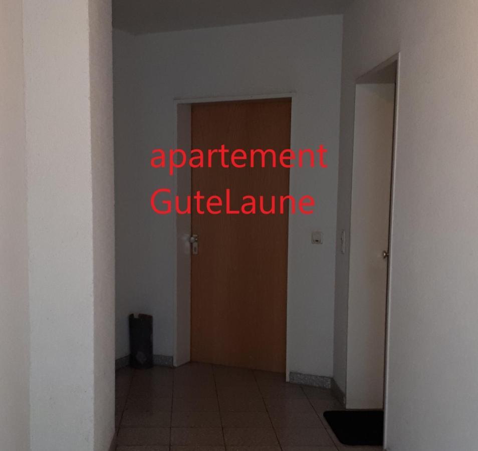 Gute Laune Mit Terrasse Und Garten Zentral FDH Buitenkant foto