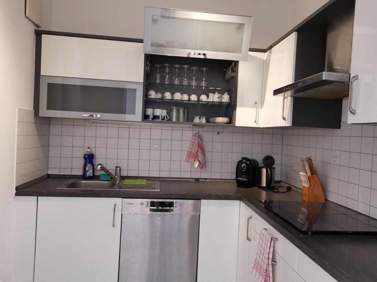 Gute Laune Mit Terrasse Und Garten Zentral FDH Buitenkant foto